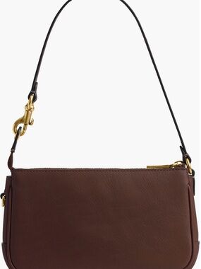 COACH
Plaza 18 Natural Grain
Leather Shoulder Bag Maple 🍁